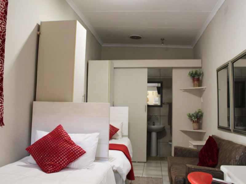 beds-room7-charisguesthouse